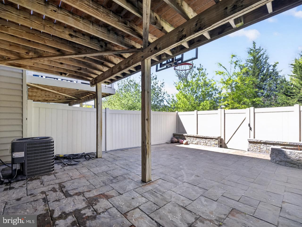 14409 Sandy Ridge Lane photo 24