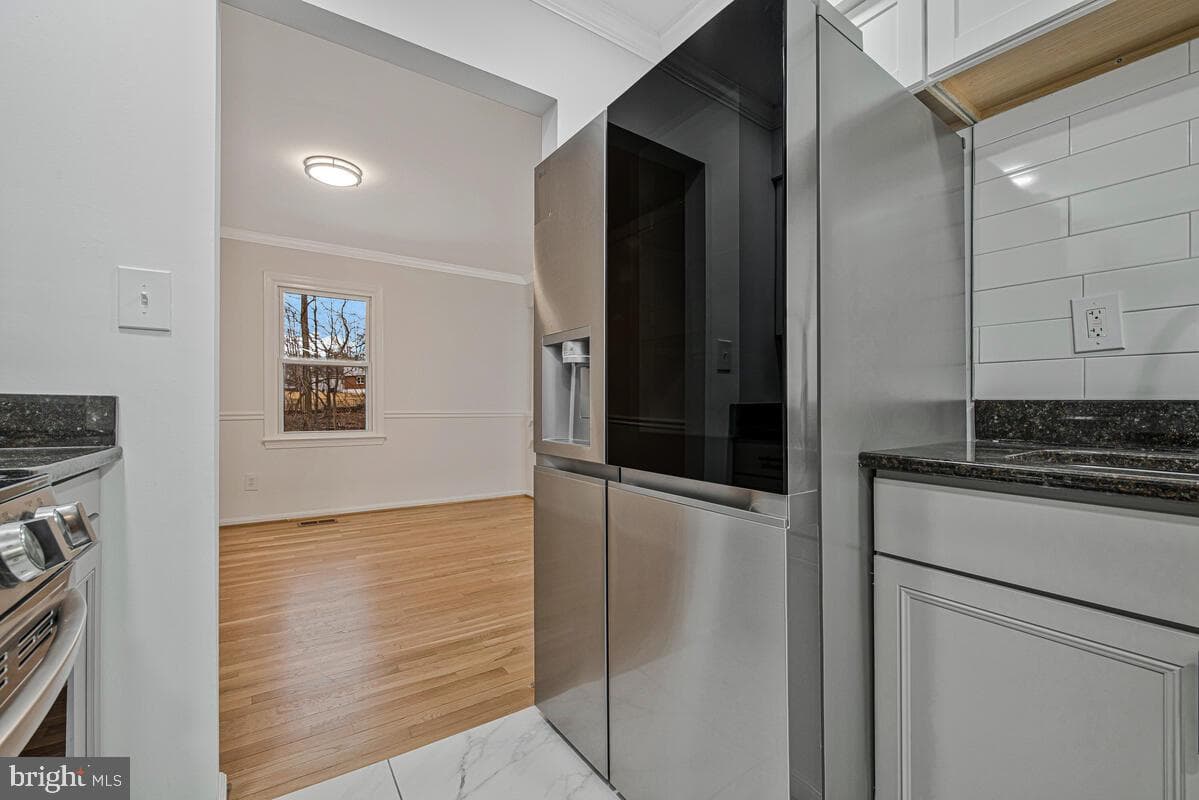12817 Lampton Lane photo 11