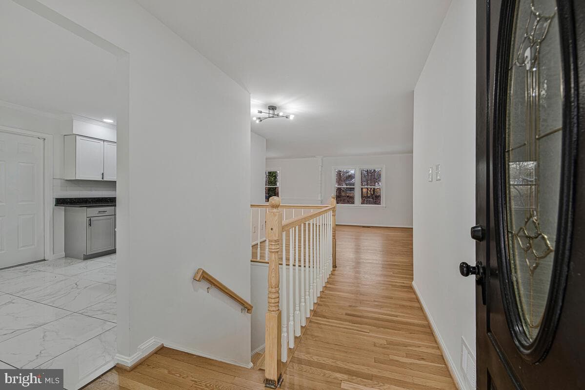 12817 Lampton Lane photo 2