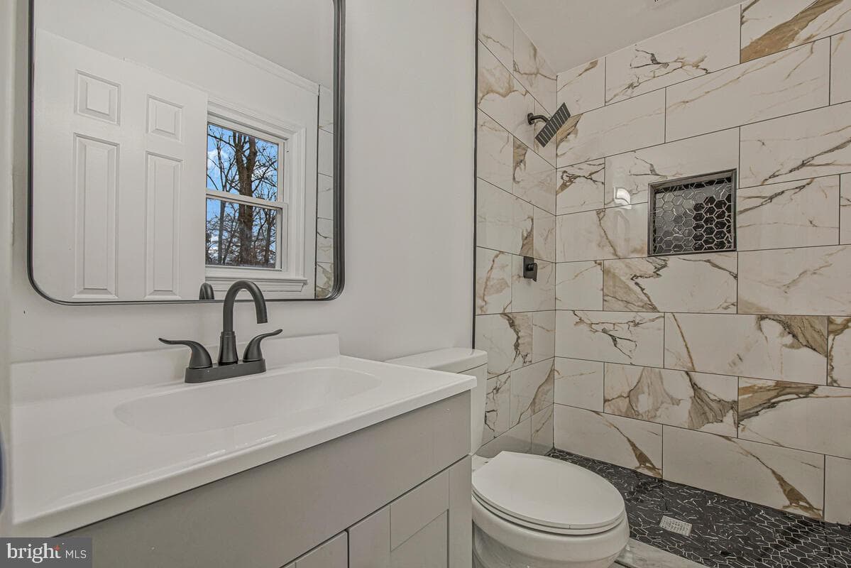 12817 Lampton Lane photo 21