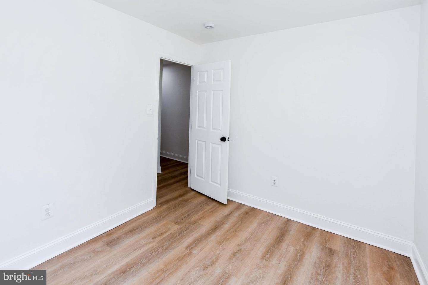 10200 New Orchard Drive photo 37