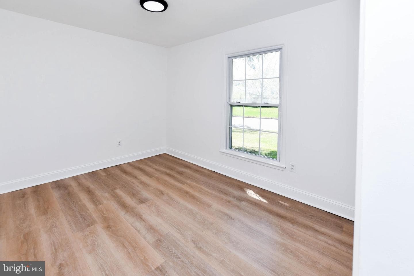 10200 New Orchard Drive photo 38