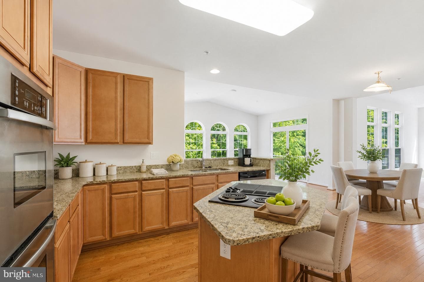 8114 Holly Lane photo 5