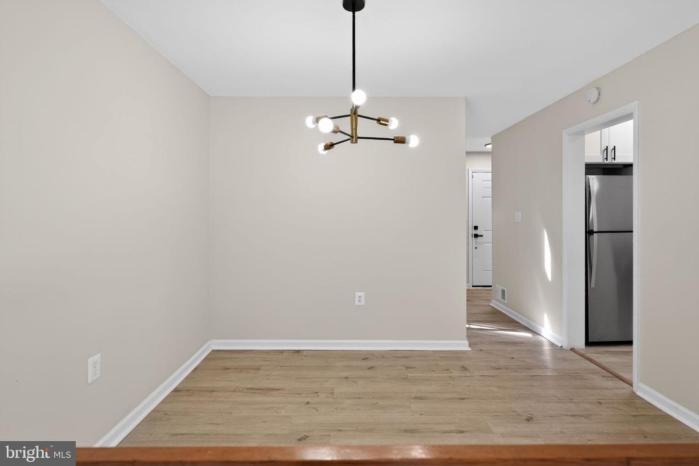 6219 Dimrill Court photo 5