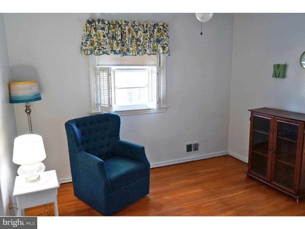 8301 Legation Road photo 11