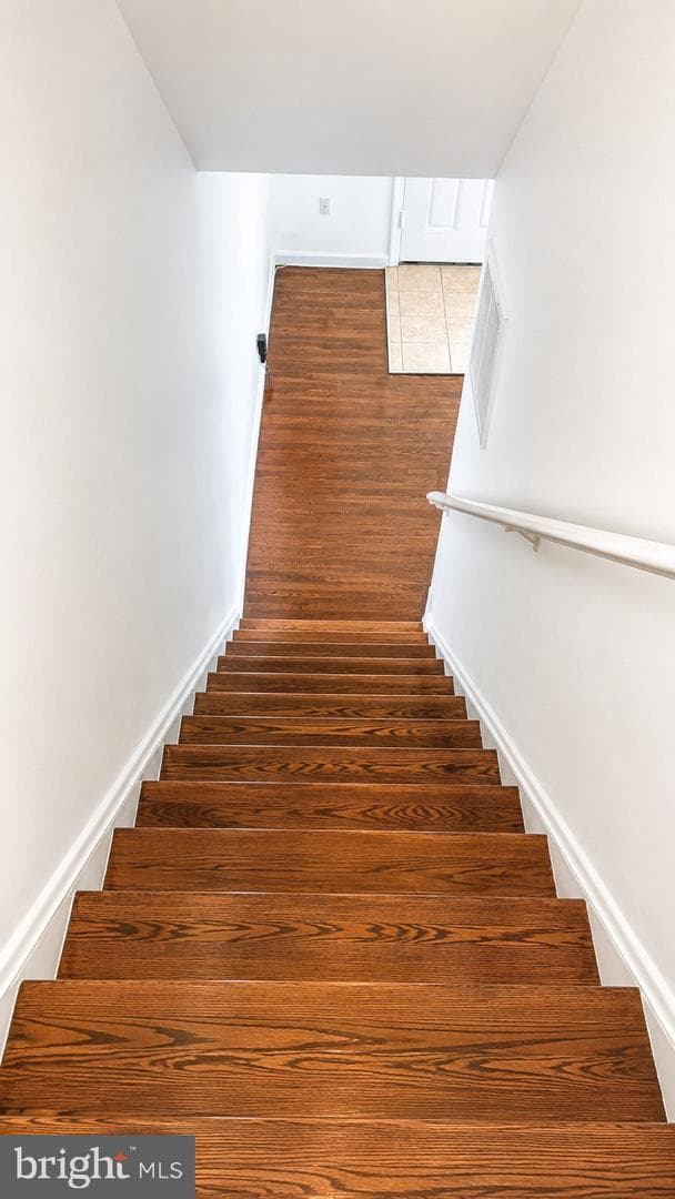 1120 Carrington Avenue photo 24