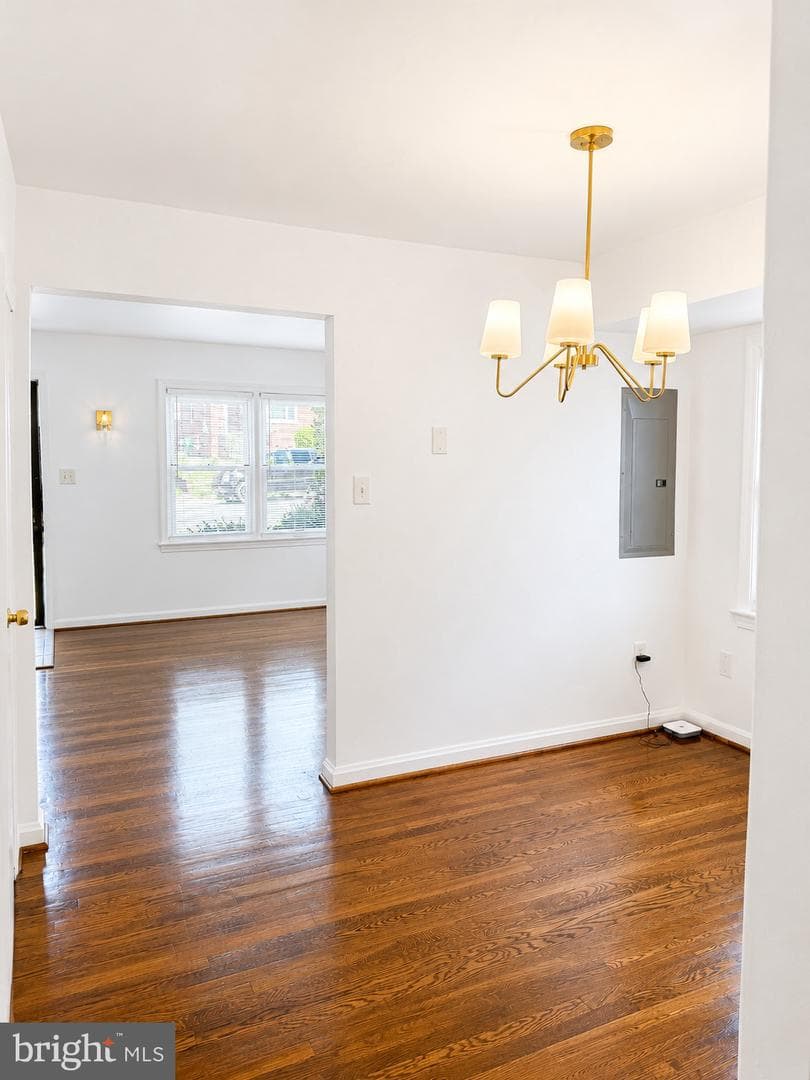 1120 Carrington Avenue photo 5