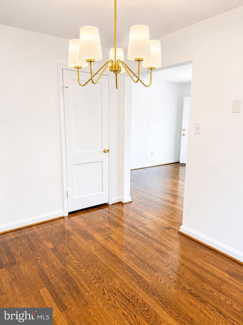 1120 Carrington Avenue photo 6