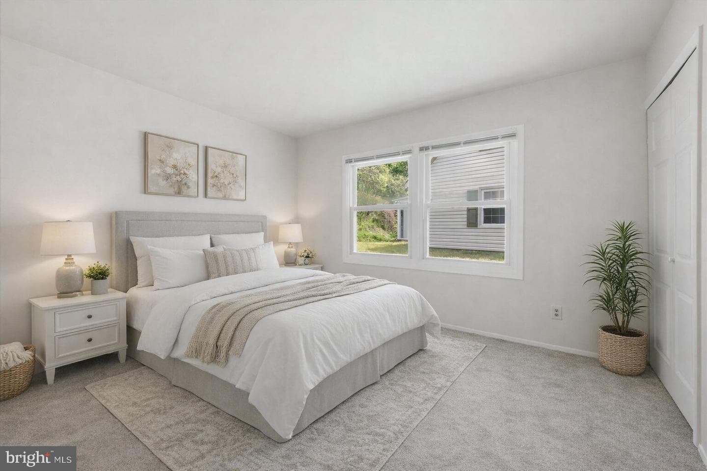 12847 Holiday Lane photo 12