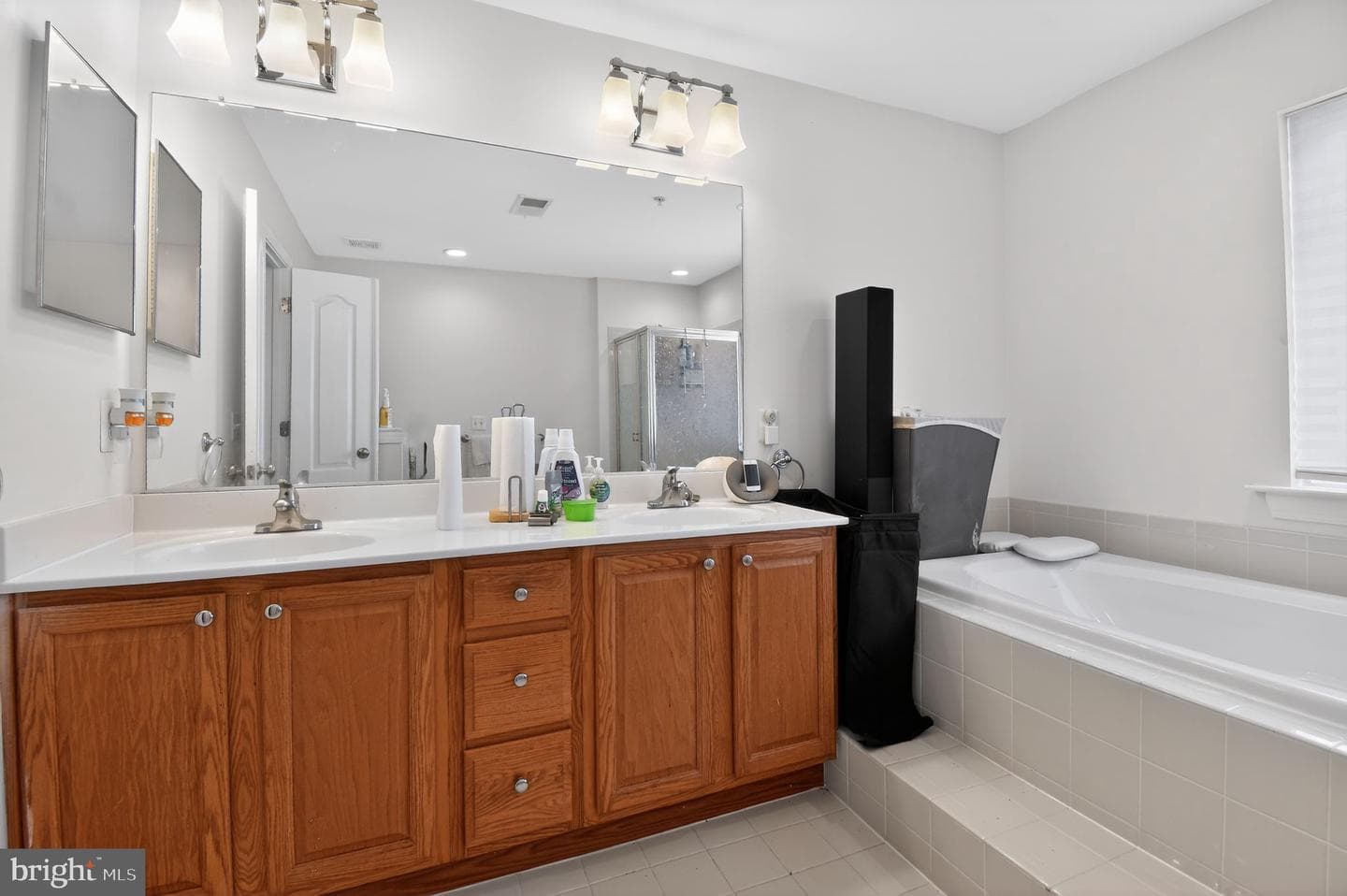 9009 Eldon Drive photo 32