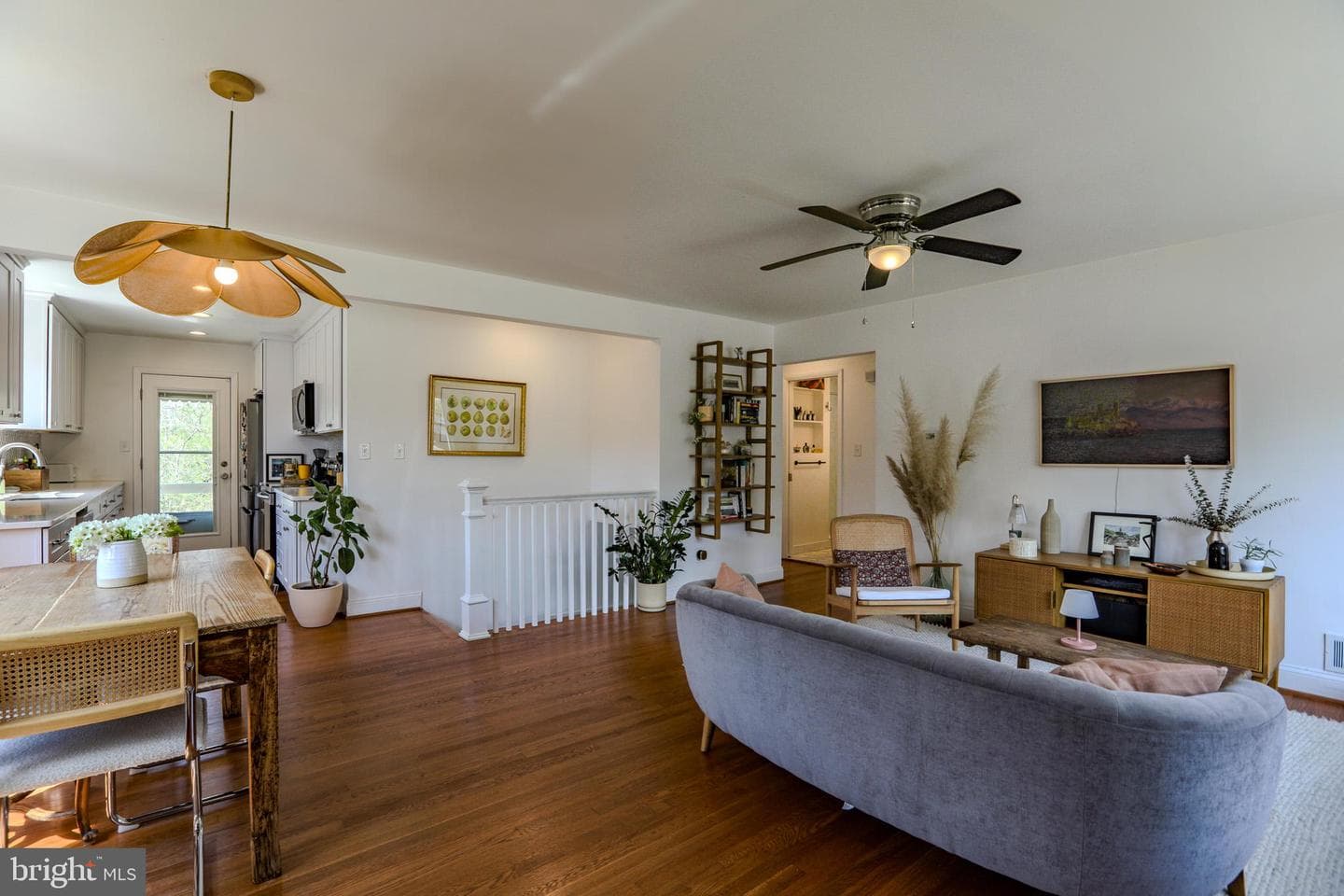 3104 Gumwood Drive photo 2