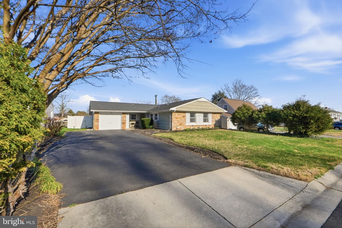 2907 Tarragon Lane photo 2