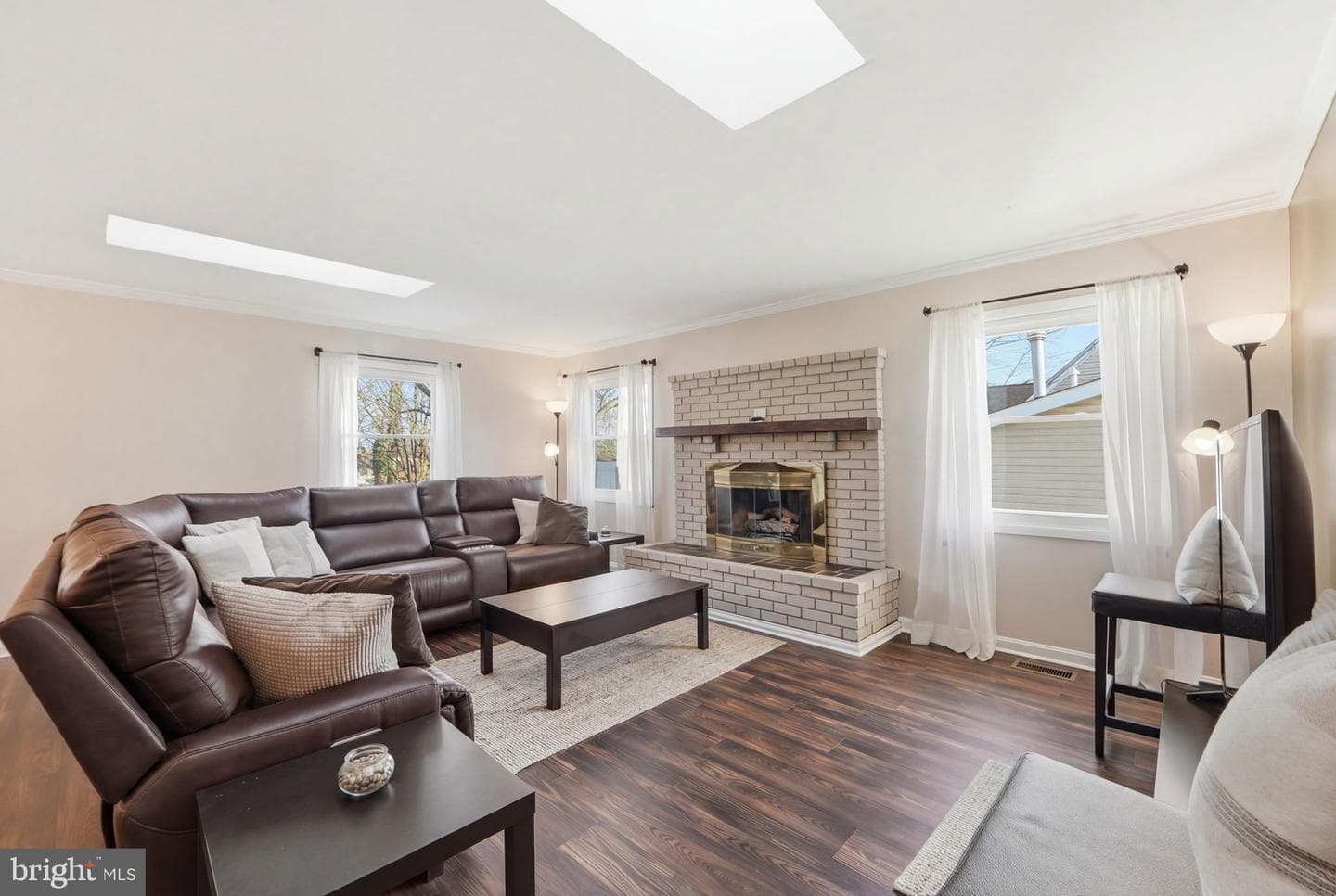 2907 Tarragon Lane photo 3