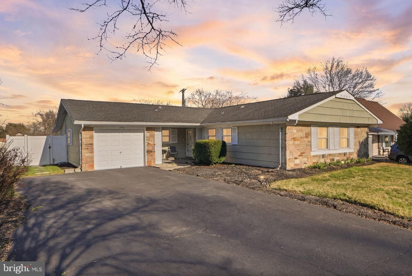 2907 Tarragon Lane photo 7