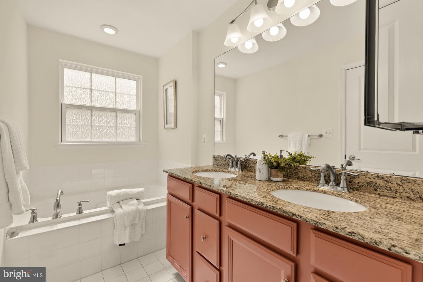5307 Smiths Cove Lane photo 24