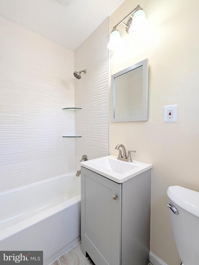 10 Southway Road photo 11