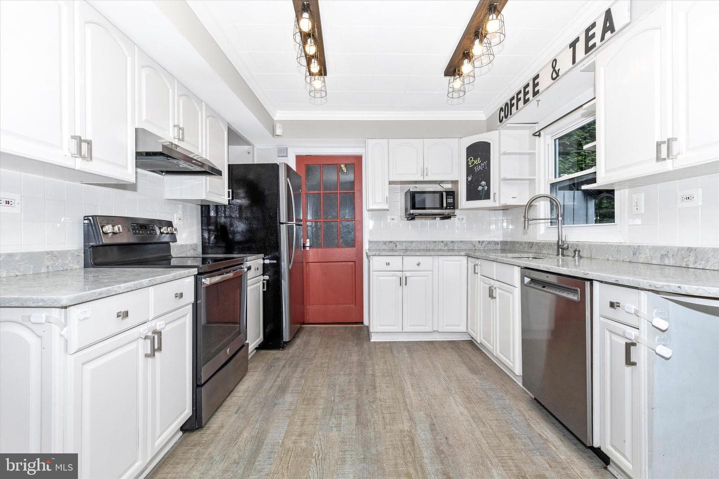 12703 Kincaid Ln photo 13