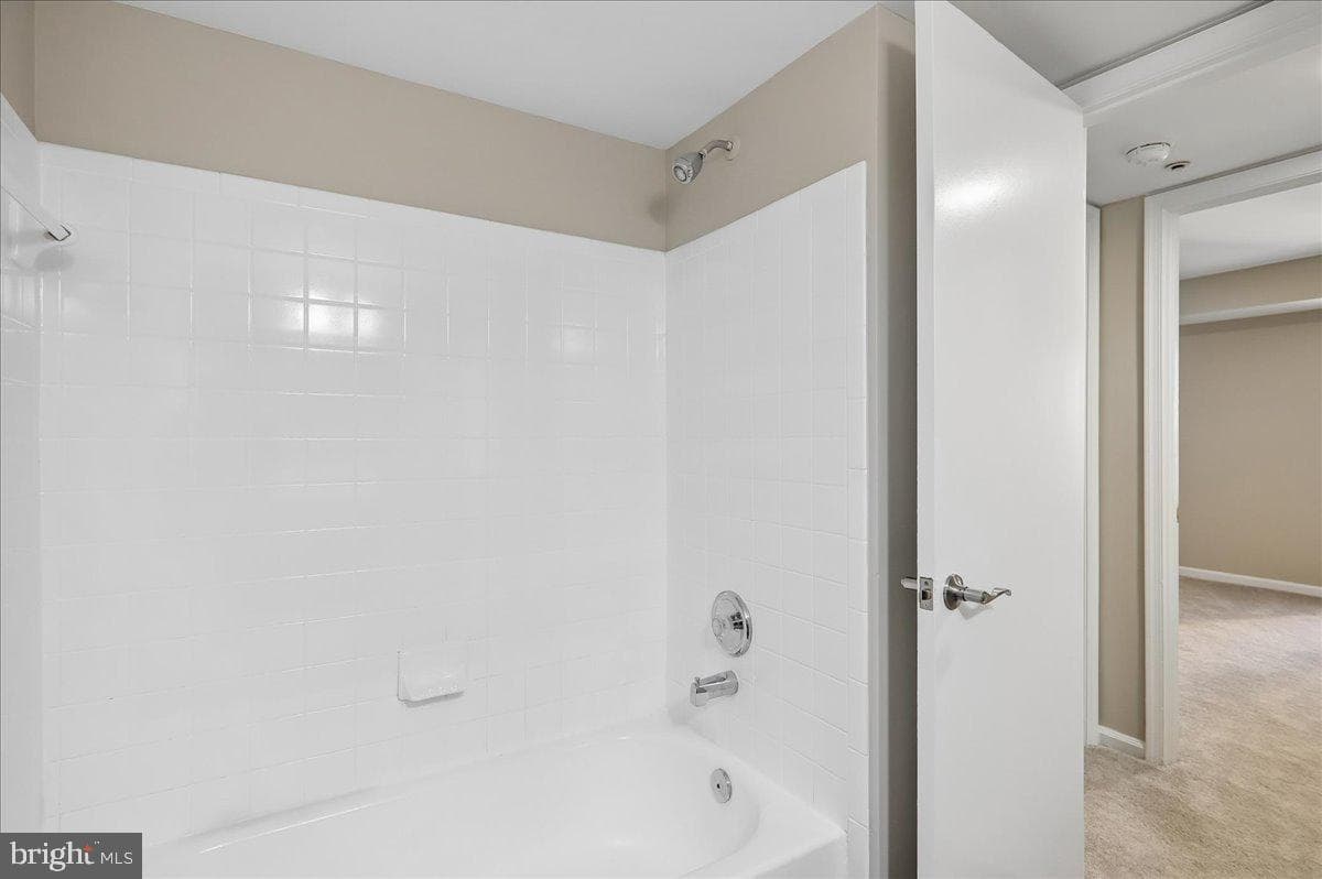 7806 Hanover Parkway #307 photo 11