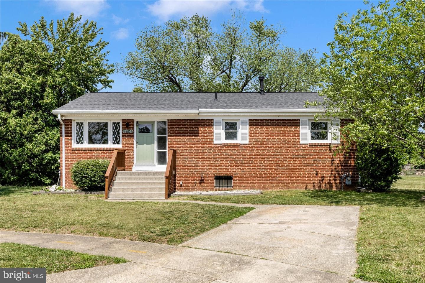 5806 Cheryl Lane