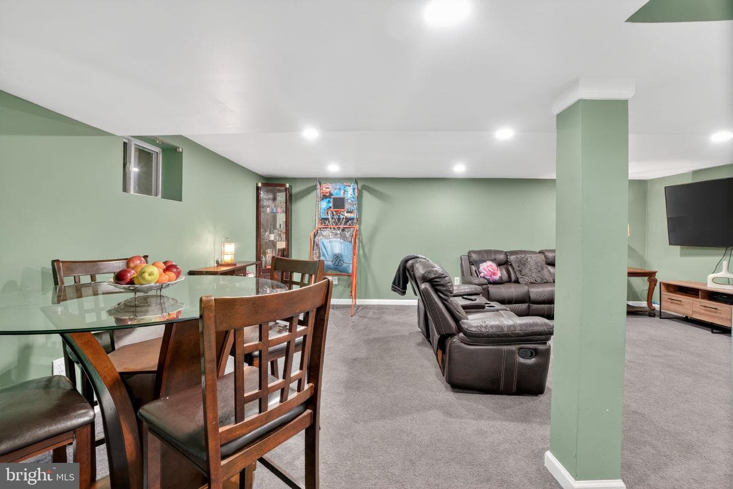 5506 Winston Street photo 23
