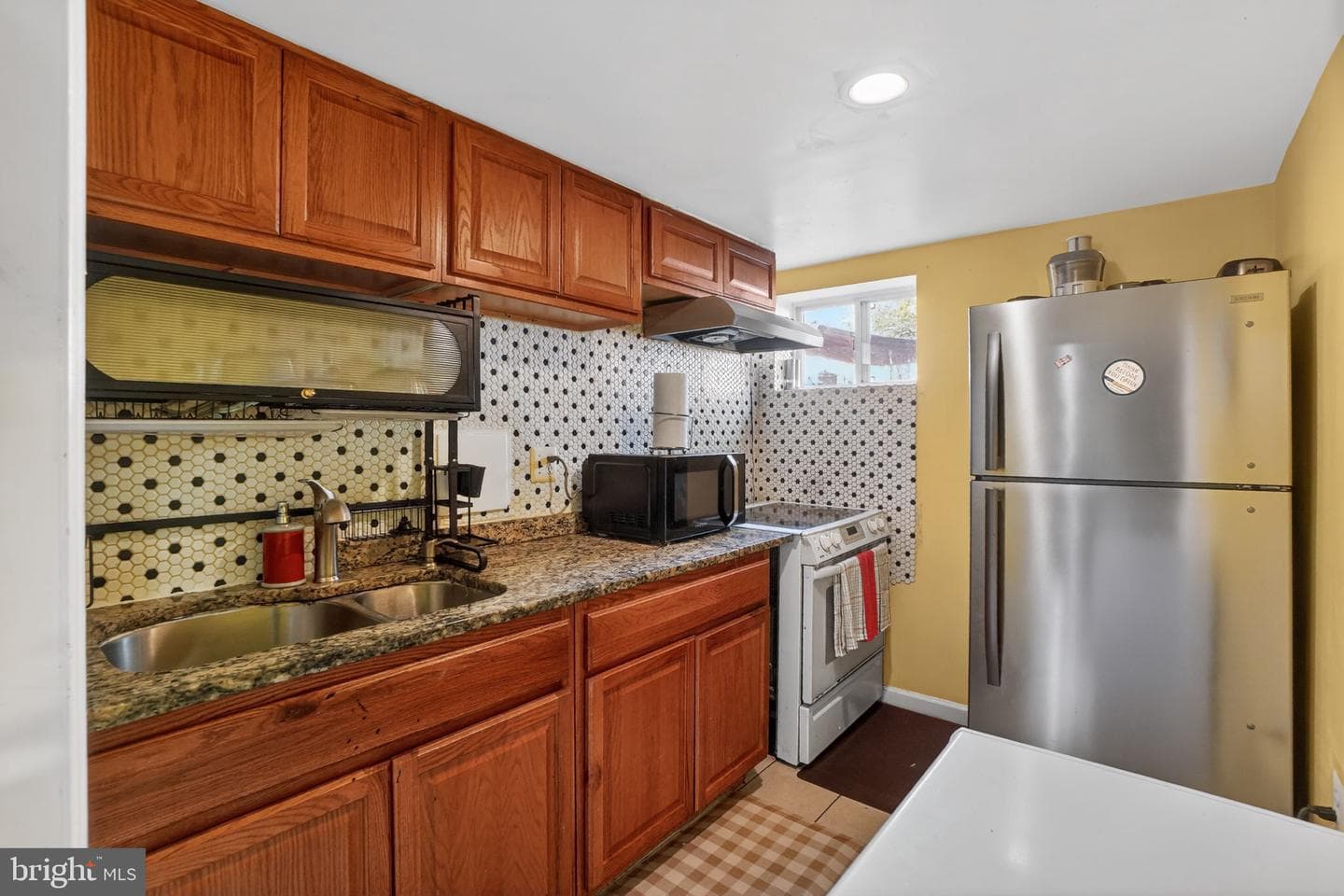 5506 Winston Street photo 26