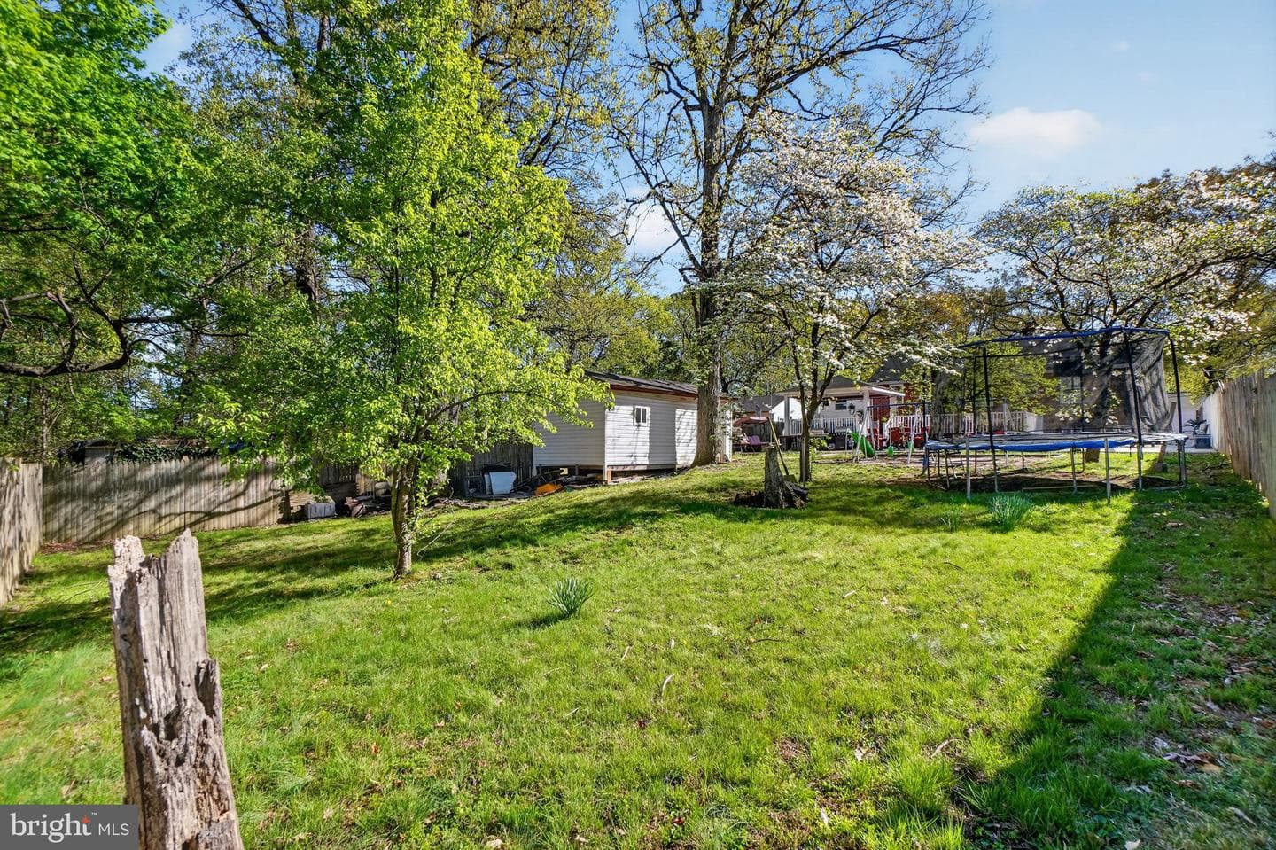 5506 Winston Street photo 41