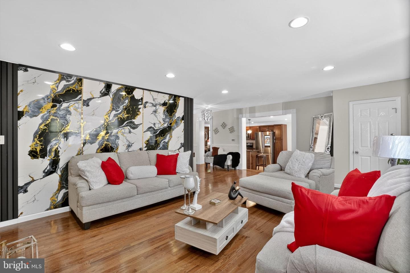 5506 Winston Street photo 5