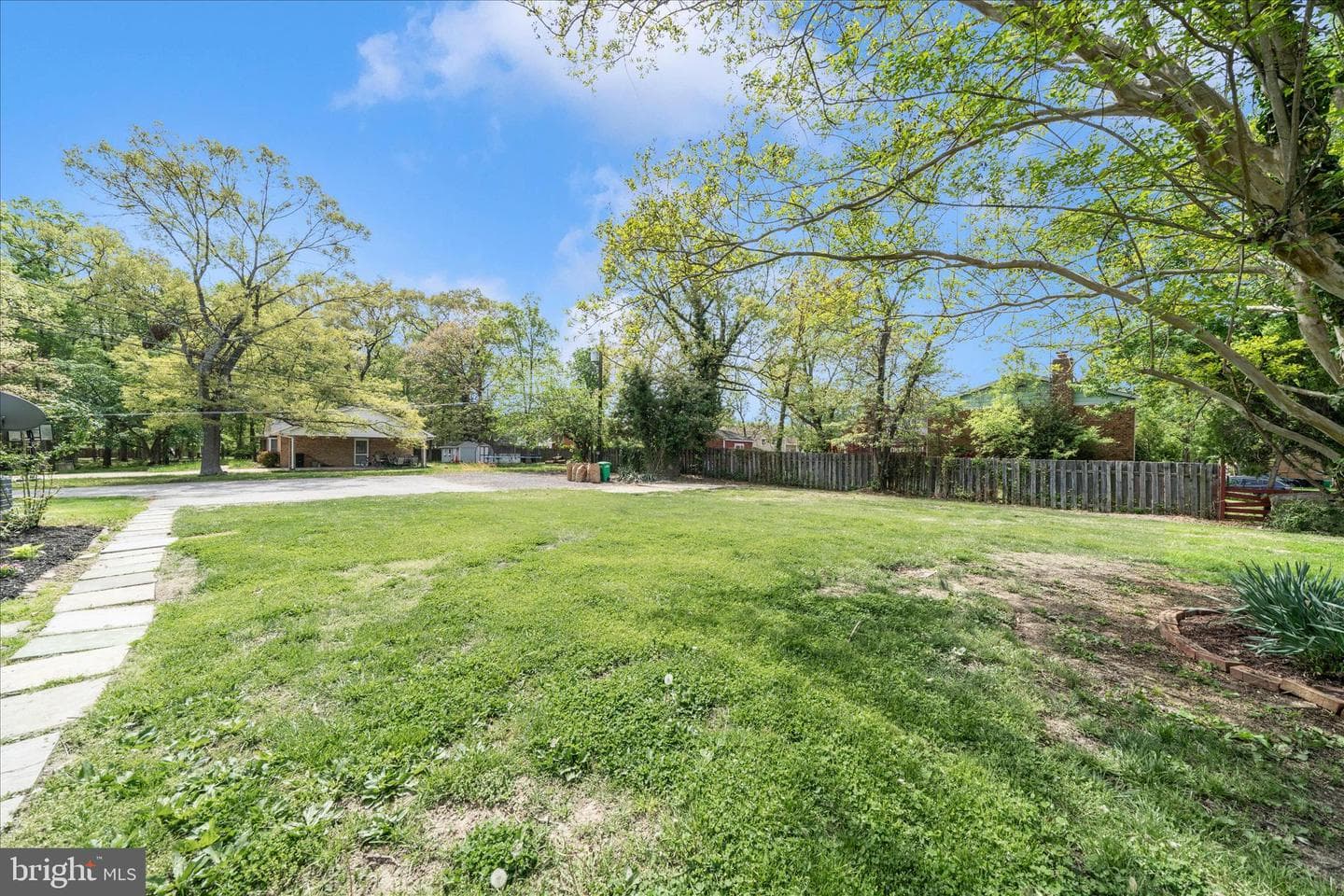 6737 Allentown Road photo 12