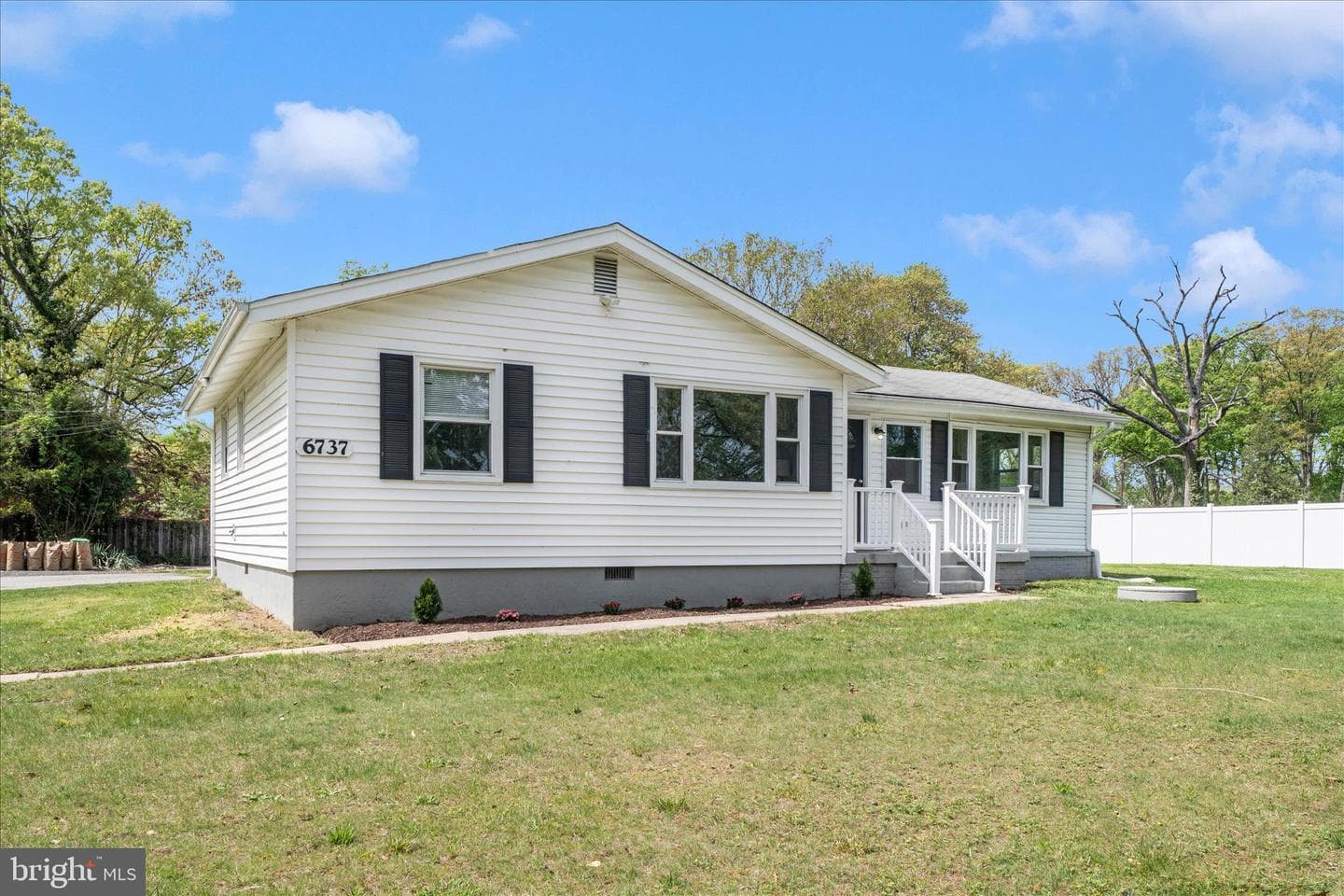 6737 Allentown Road photo 3