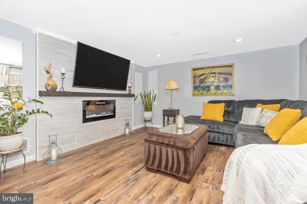 13016 Ingleside Drive photo 30