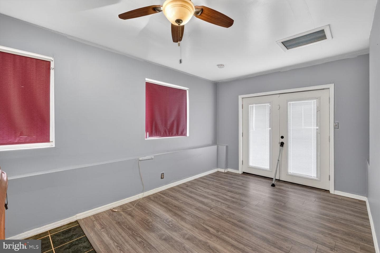 3804 Hemlock Place photo 12