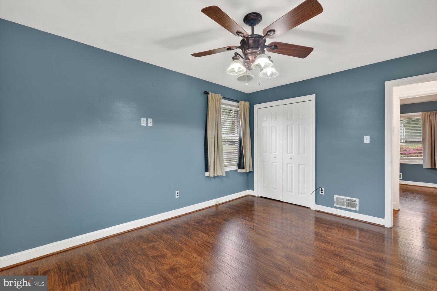 3804 Hemlock Place photo 17