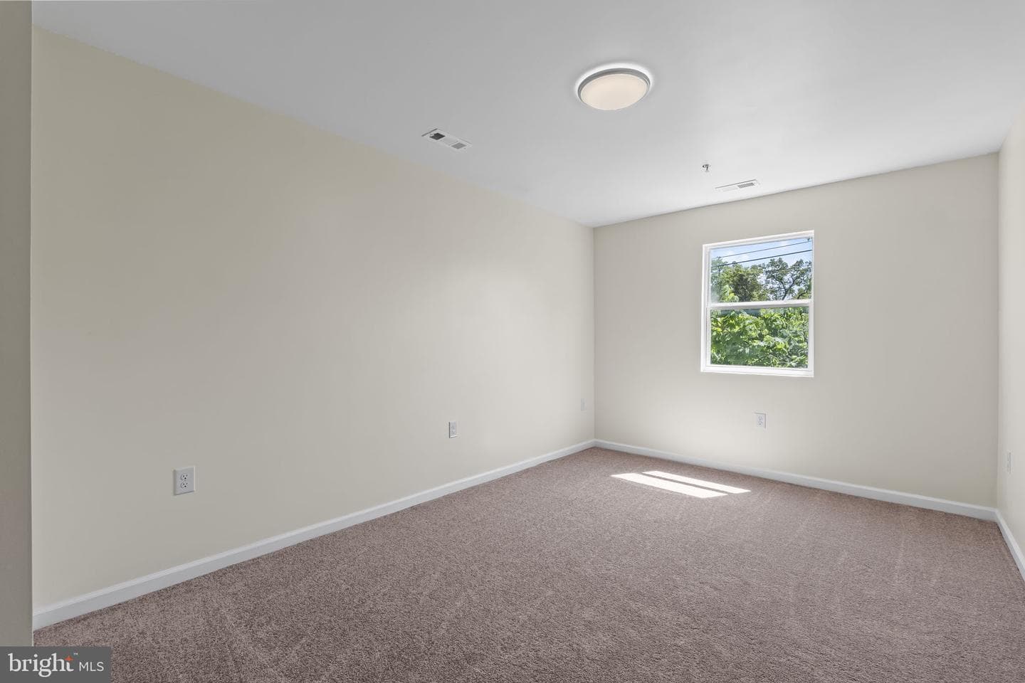 12910 9th Street photo 19