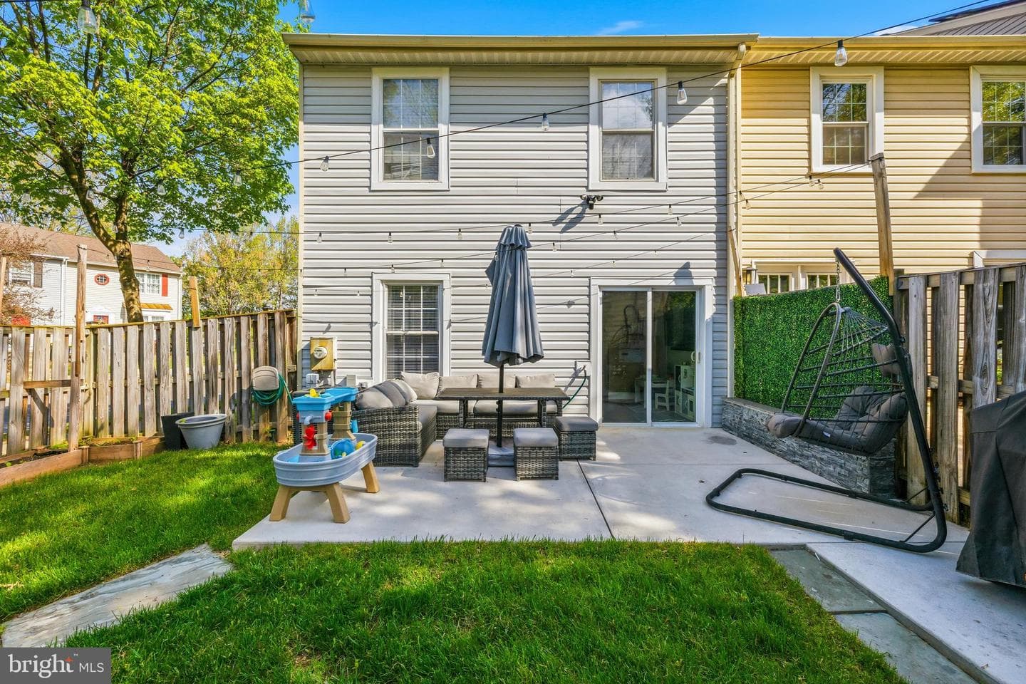 1801 Cedarwood photo 4