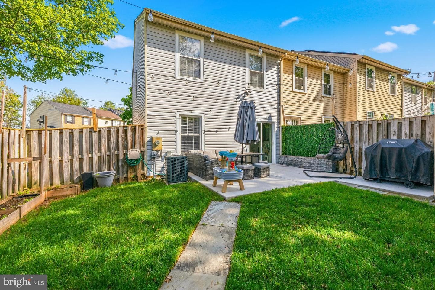 1801 Cedarwood photo 5