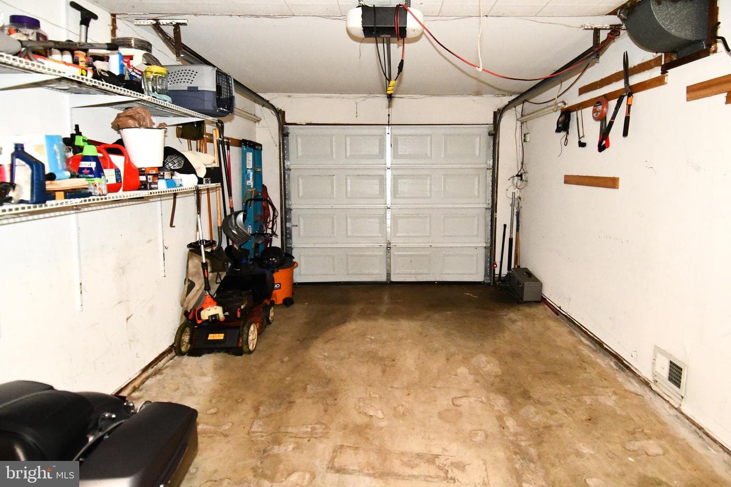 12424 Melling Lane photo 11