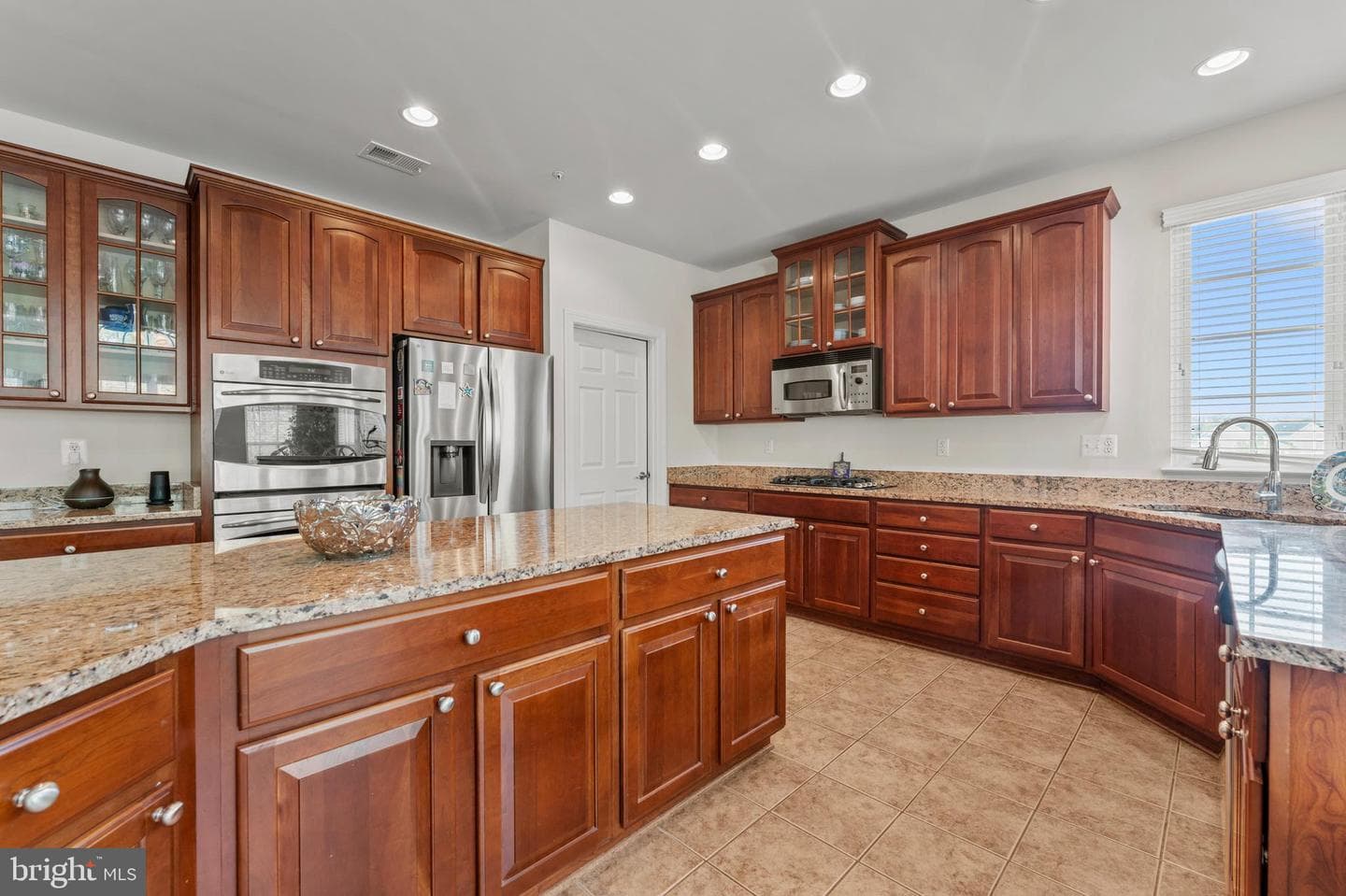 10916 Sir Paul Place photo 29