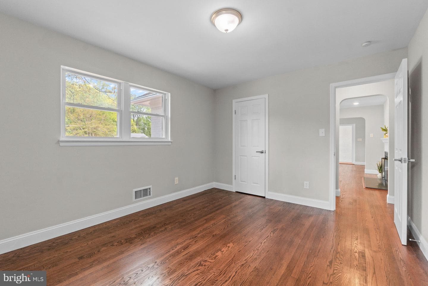 5001 Sharon Road photo 9