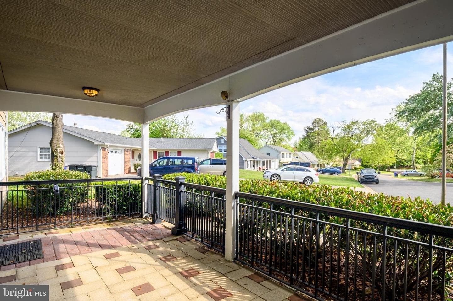 2313 Hanover Place photo 4