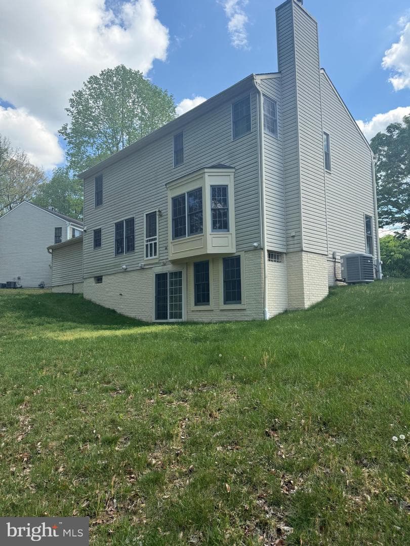 5404 Lakevale Terrace photo 4