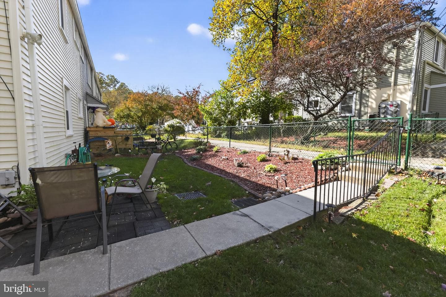 20 Hillside Road photo 4