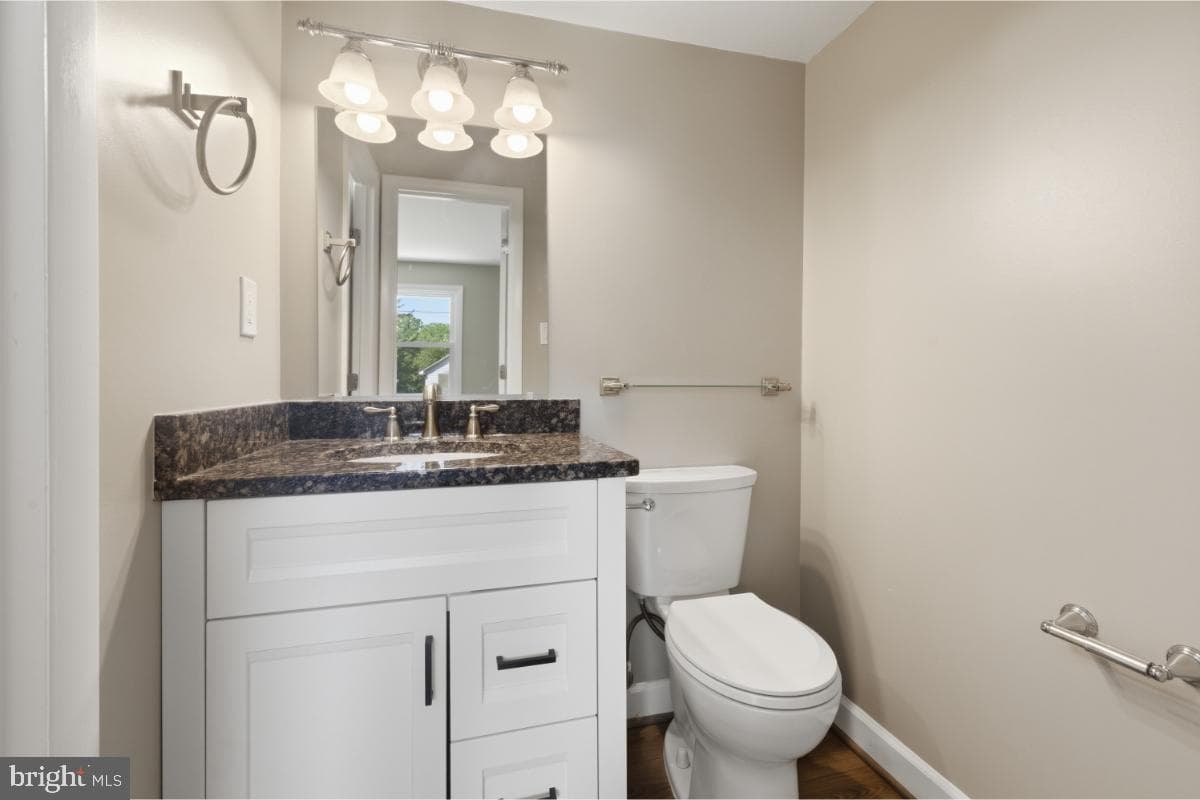 1501 Taylor Avenue photo 10