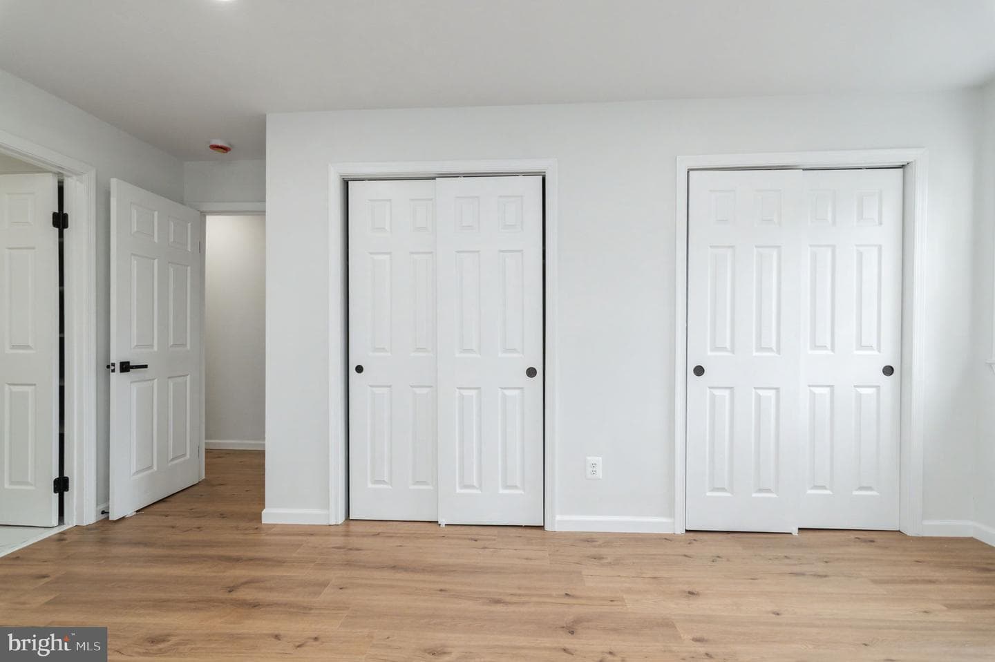 10906 Bennington Drive photo 22