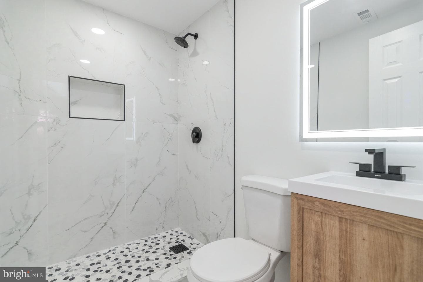 10906 Bennington Drive photo 37