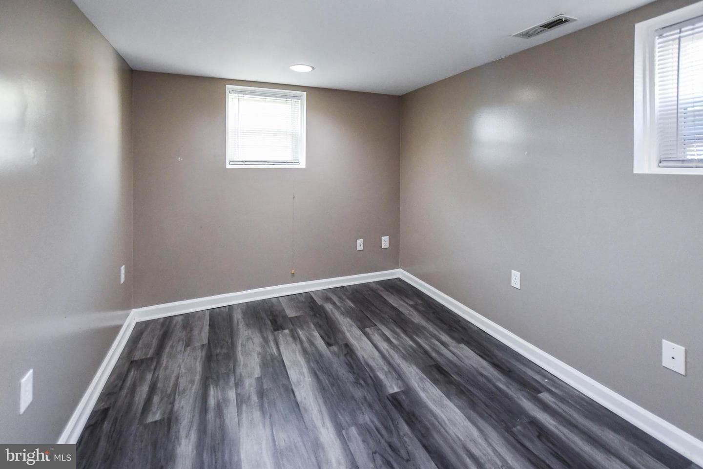 2700 Ocala Avenue photo 32