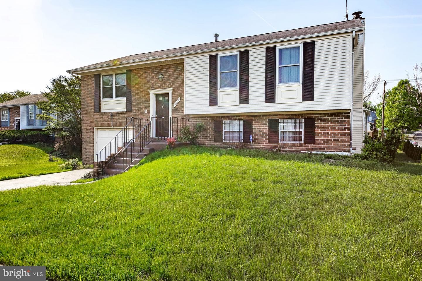 1701 Dekalb Court photo 2