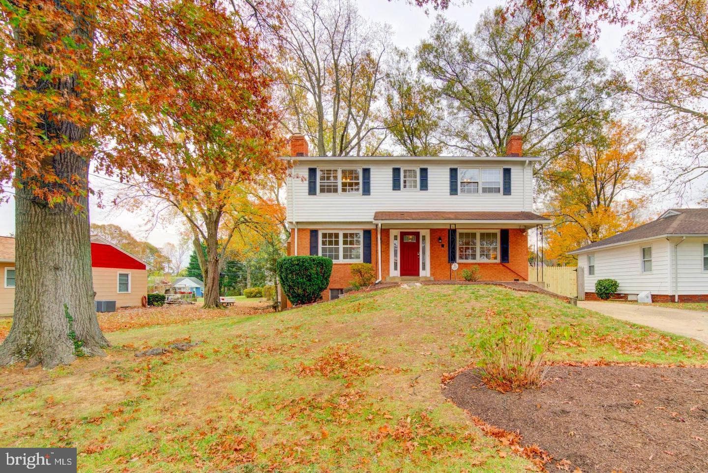 11207 Emack Road photo 3