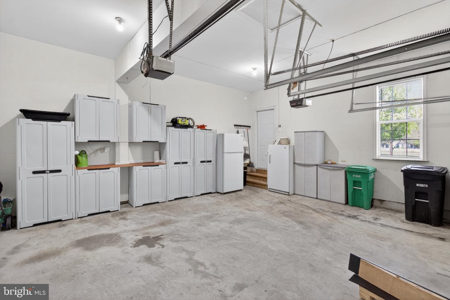 14305 Lightfoot Street photo 32