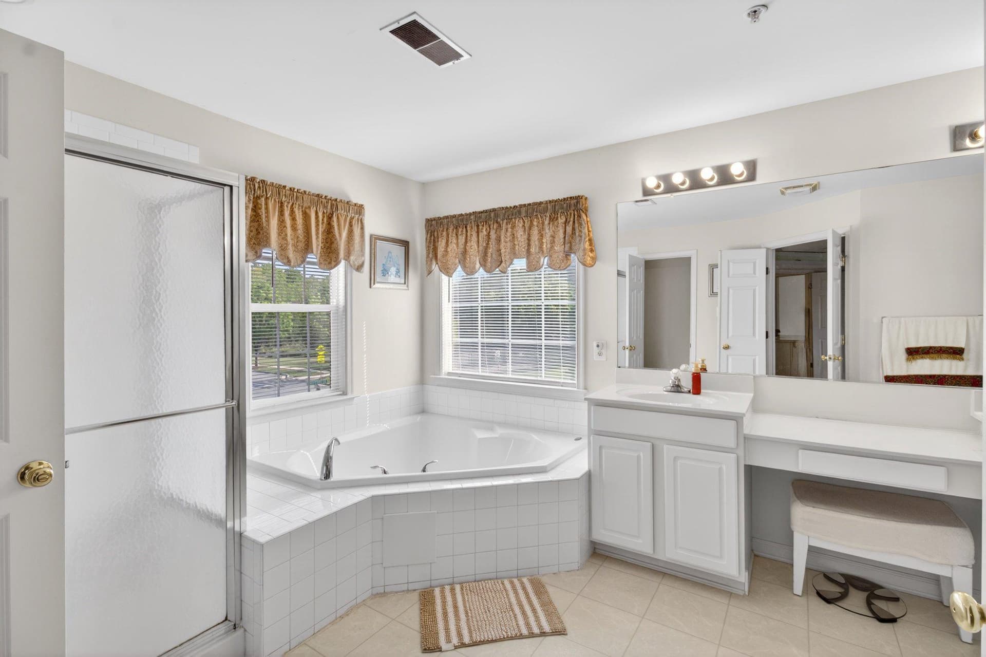 14305 Lightfoot Street photo 37