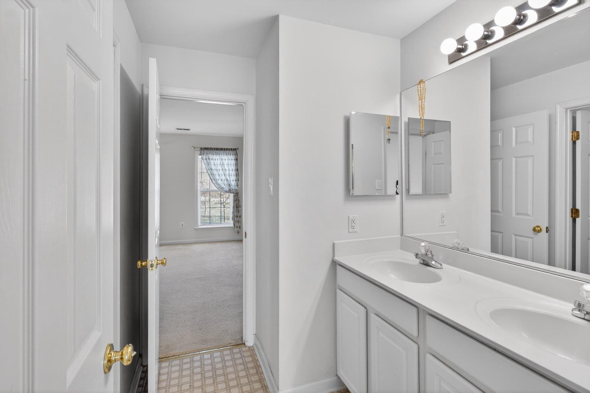 14305 Lightfoot Street photo 50